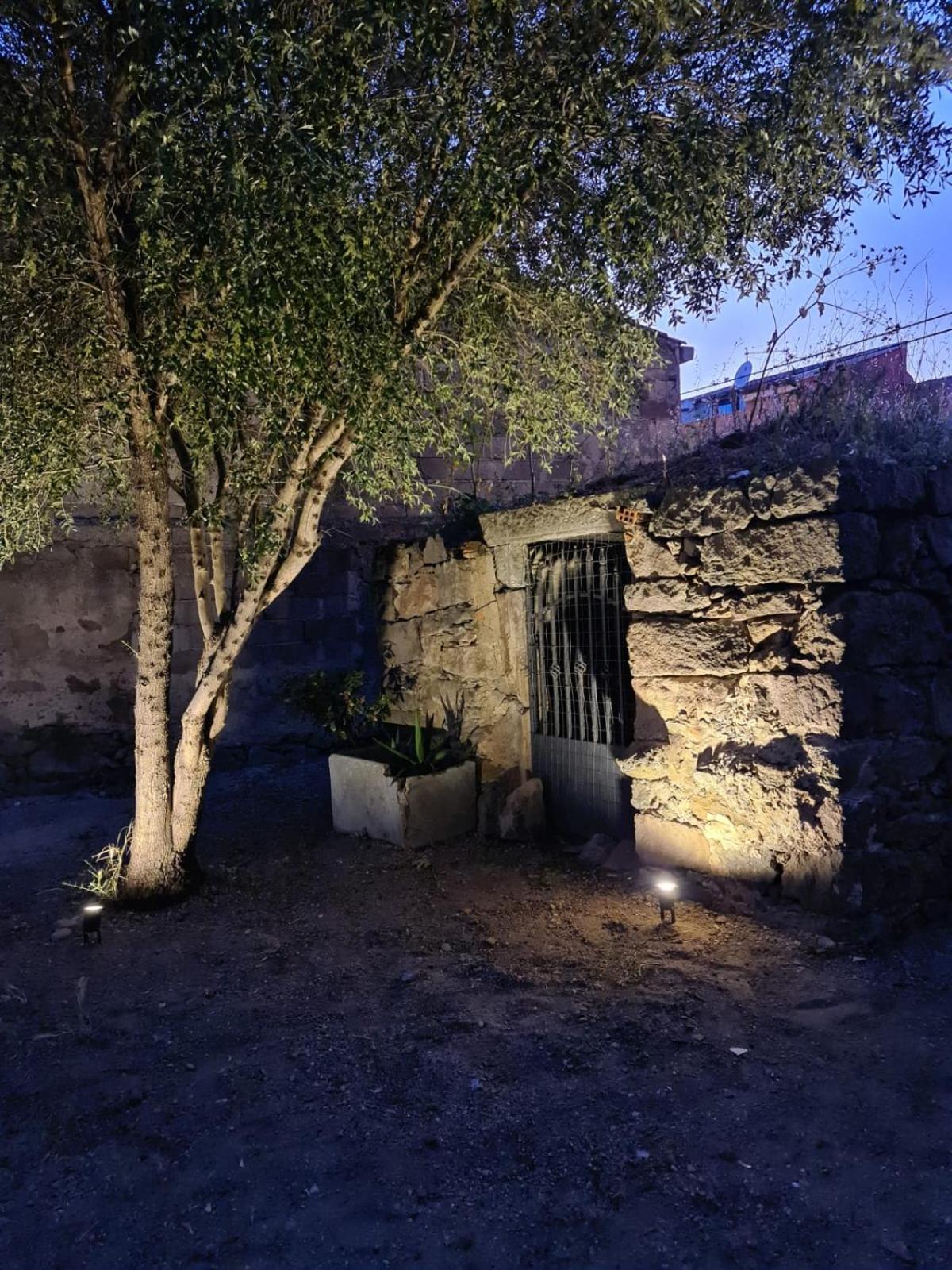Villa Borgo Santo Stefano Oschiri Exterior foto